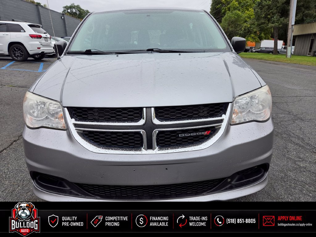 Used 2014 Dodge Grand Caravan American Value Package FWD image 2