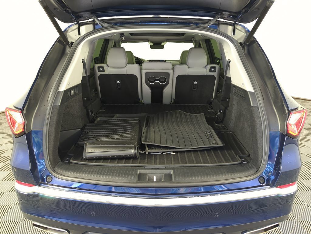 Used 2024 Acura MDX w/ Technology Package FWD image 31