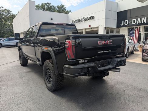 New 2025 GMC Sierra 2500 AT4X w/ AT4X AEV Edition image 6