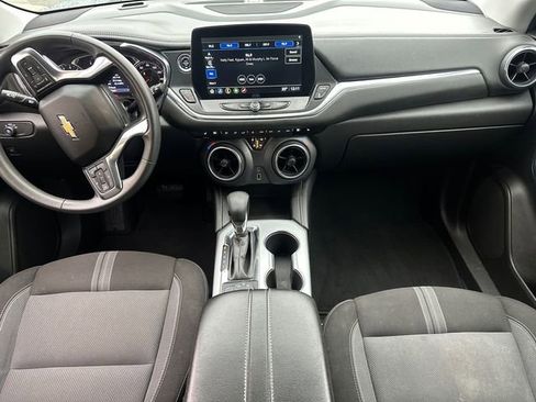 Used 2024 Chevrolet Blazer LT image 18