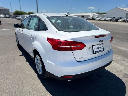 Used 2016 Ford Focus SE FWD image 40