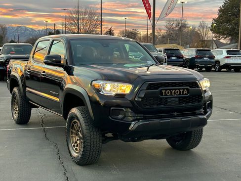 Certified 2023 Toyota Tacoma w/ Trail Edition image 7