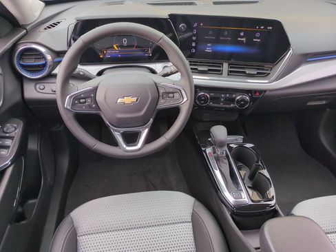 New 2026 Chevrolet Trax LT w/ Driver Confidence Package image 20