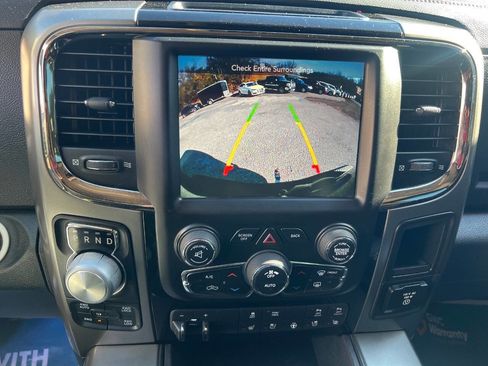 Used 2017 RAM 1500 Sport w/ Black Ram 1500 Sport Group image 27