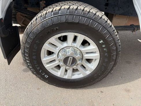 Used 2022 Ford F250 XL w/ Power Equipment Group image 15