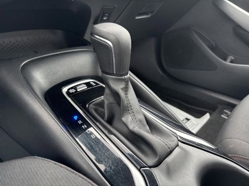 Certified 2024 Toyota Corolla SE image 21