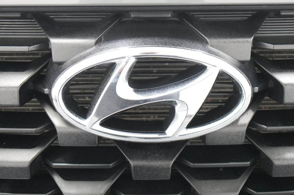Used 2023 Hyundai Santa Fe SEL AWD/4WD image 11