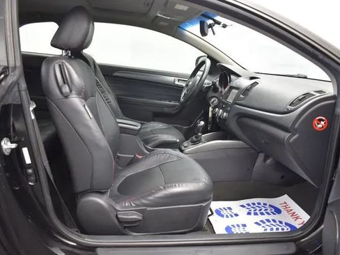 Used 2012 Kia Forte Koup SX w/ Leather Pkg FWD image 15