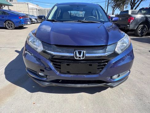 Used 2016 Honda HR-V EX image 2