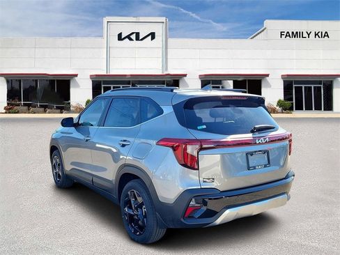 New 2026 Kia Seltos EX image 4