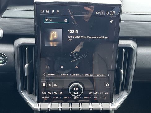 New 2026 GMC Acadia AT4 w/ Super Cruise Package AWD/4WD image 13