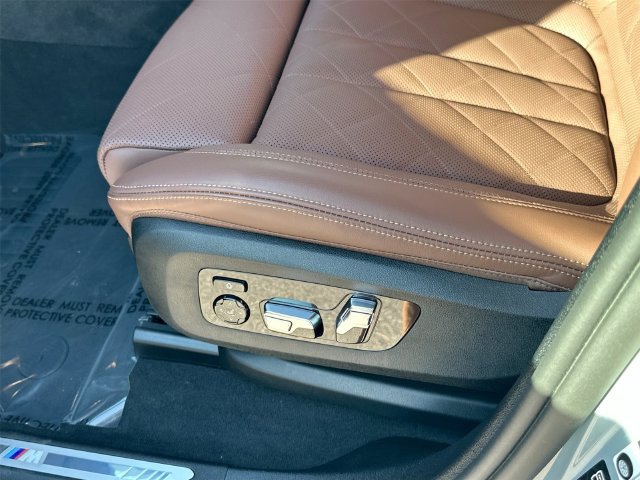 Used 2026 BMW X6 xDrive40i AWD/4WD image 19