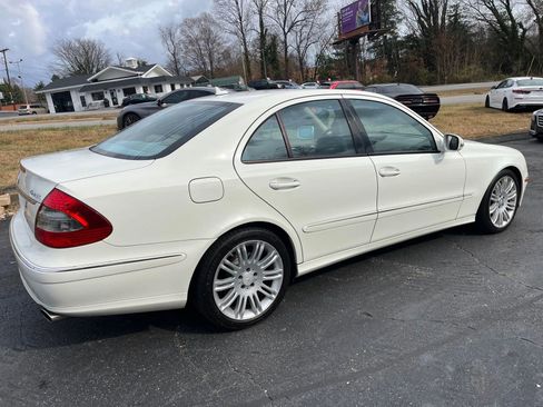 Used 2008 Mercedes-Benz E 350 E 350 4MATIC Sedan 4D image 6