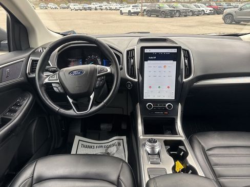 Used 2022 Ford Edge SEL w/ Convenience Package image 6