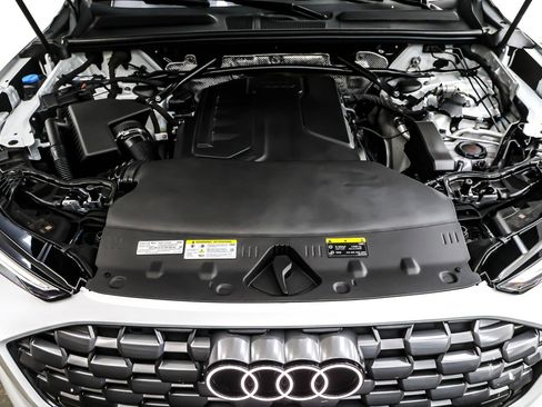 New 2025 Audi Q5 Premium Plus image 11