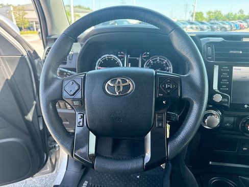 Used 2021 Toyota 4Runner TRD Off-Road AWD/4WD image 18