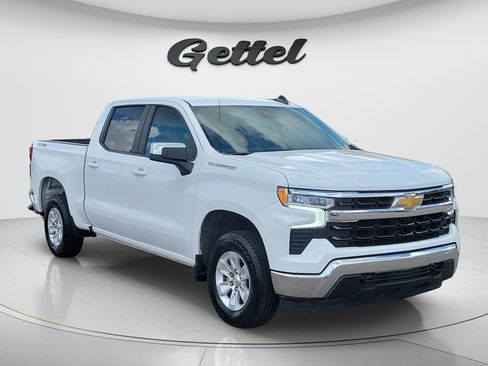 Used 2025 Chevrolet Silverado 1500 LT image 3
