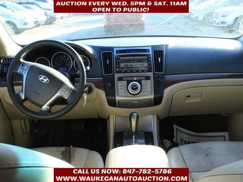 Used 2011 Hyundai Veracruz Limited w/ Navigation Pkg 3 image 8