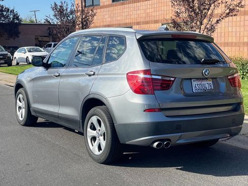 Used 2011 BMW X3 xDrive28i image 3