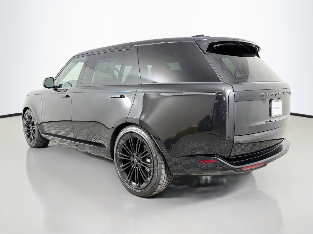 New 2027 Land Rover Range Rover Long Wheelbase SE AWD/4WD image 7
