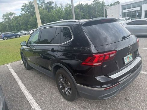 Used 2022 Volkswagen Tiguan SE FWD image 6