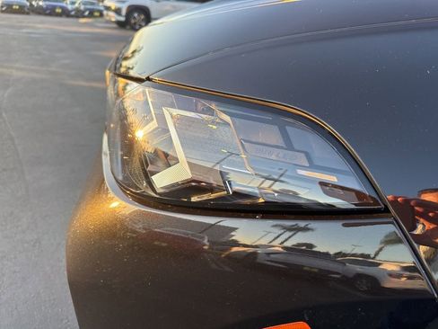 Used 2025 BMW X5 M60i image 12