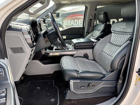 Used 2021 Ford F150 Limited image 22