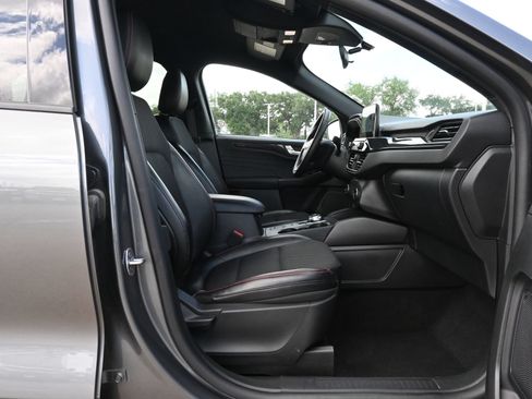 Used 2025 Ford Escape ST-Line AWD/4WD image 27