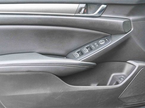 Used 2020 Honda Accord LX image 21