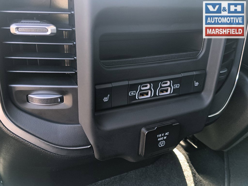 Used 2026 RAM 1500 Laramie w/ Sport Appearance Package AWD/4WD image 24