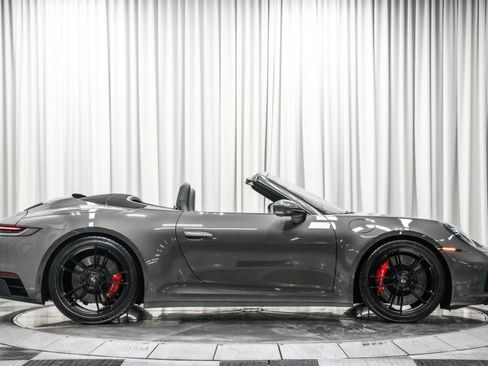 Used 2023 Porsche 911 Cabriolet image 46