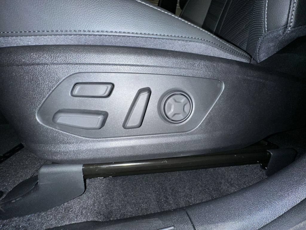 New 2026 Kia Sorento SX Prestige AWD/4WD image 13