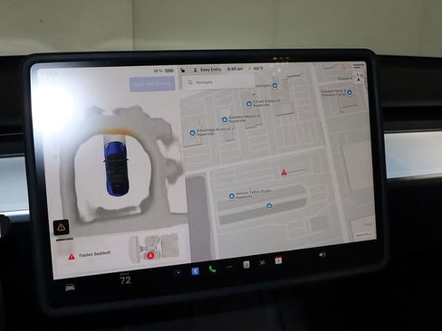 Used 2024 Tesla Model Y Performance image 19