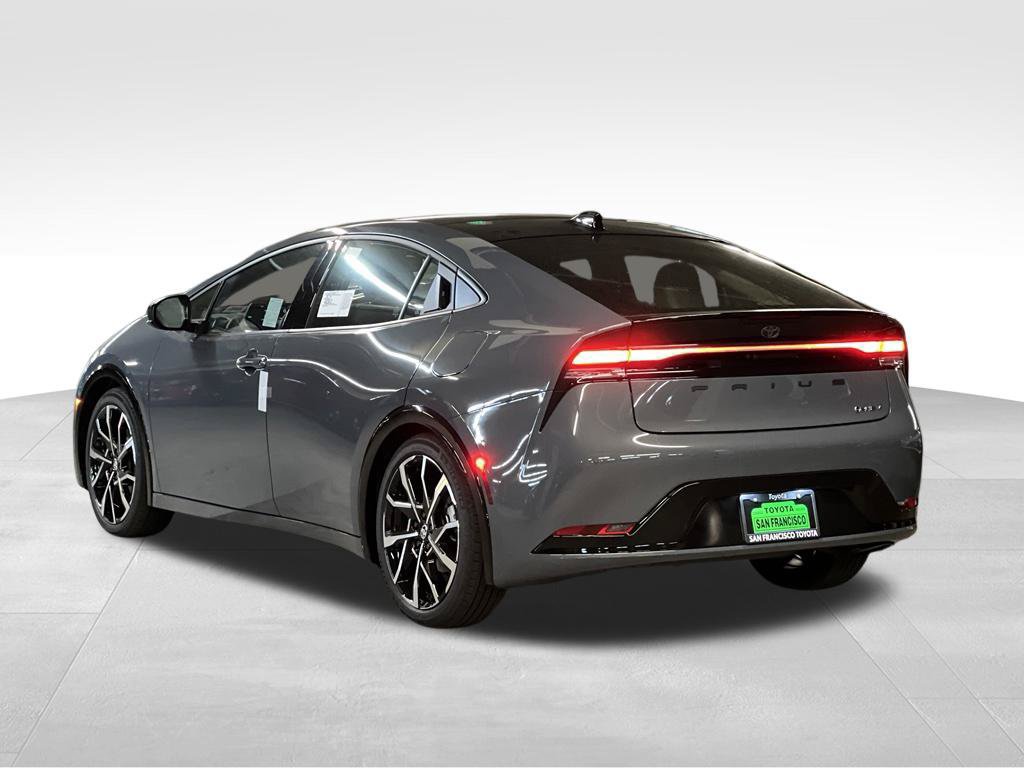 New 2027 Toyota Prius Plug-In Hybrid w/ Limited Premium Package FWD image 3