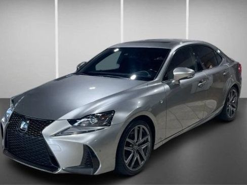 Used 2020 Lexus IS 300 F Sport w/ F Sport Package RWD image 13
