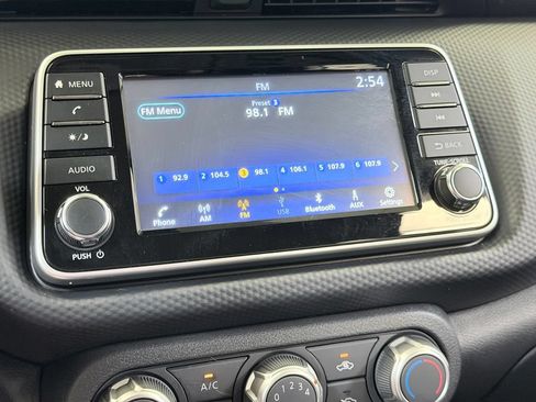 Used 2023 Nissan Kicks S FWD image 47