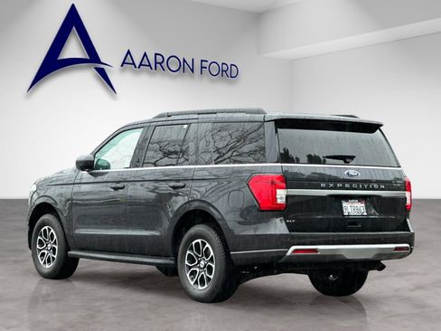 Used 2024 Ford Expedition XLT image 4