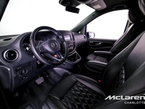 Used 2018 Mercedes-Benz Metris Passenger image 12