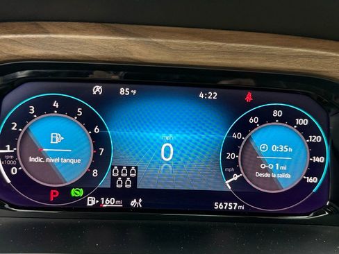 Used 2025 Volkswagen Atlas SE FWD image 23