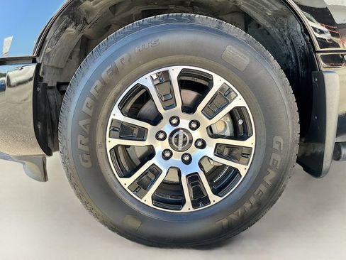 Used 2024 Nissan Titan SV w/ Accessory Utility Package RWD image 28