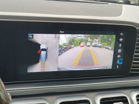 Used 2020 Mercedes-Benz GLS 450 GLS 450 w/ Convenience Package image 34