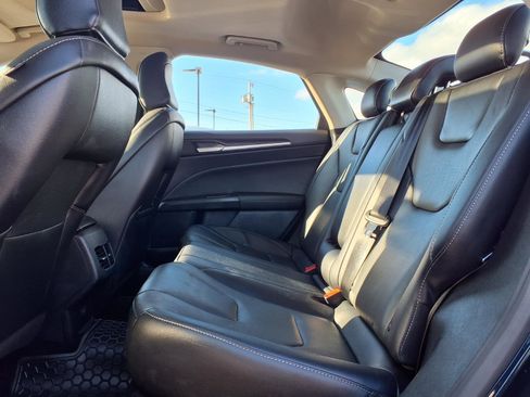 Used 2020 Ford Fusion Energi Titanium image 7