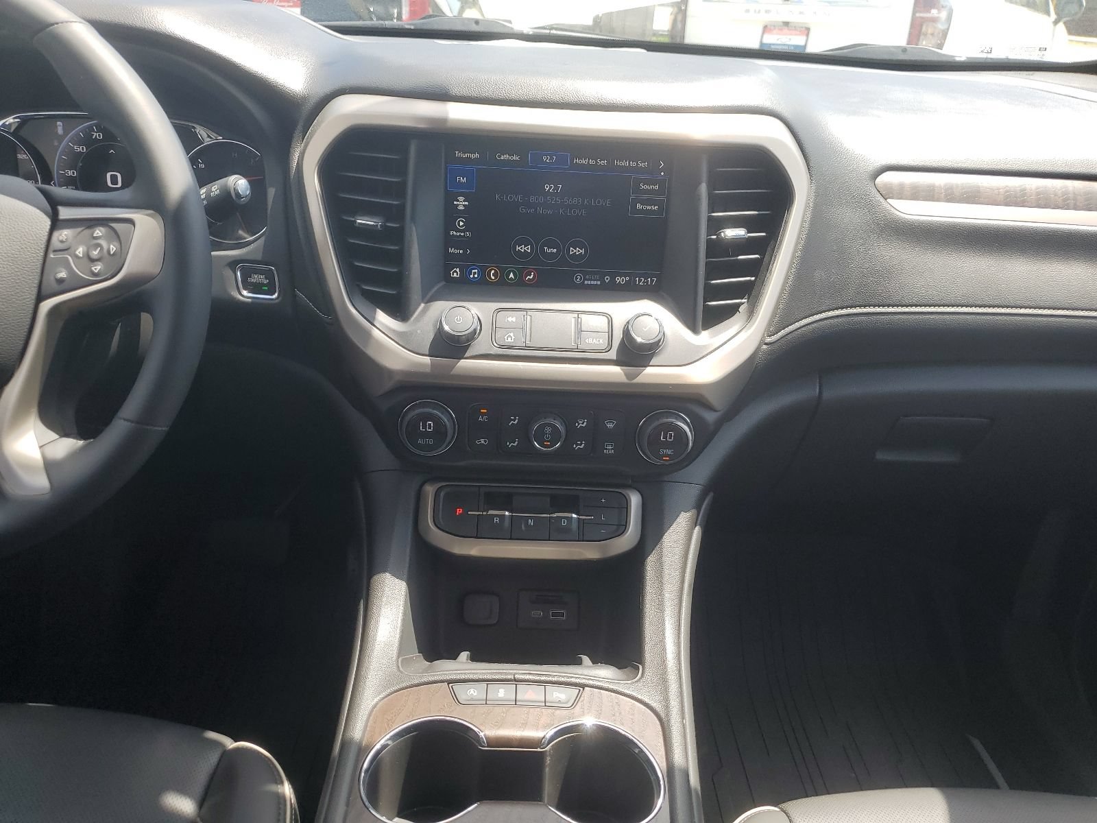 Used 2023 GMC Acadia Denali w/ LPO, Floor Liner Package FWD image 10