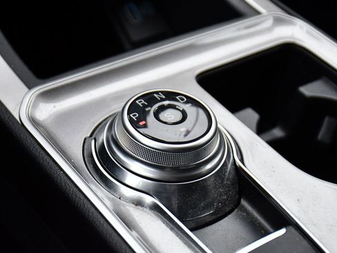 Used 2024 Ford Edge SEL w/ Convenience Package image 32