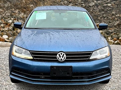 Used 2017 Volkswagen Jetta S w/ Jetta S Cold Weather Package image 3