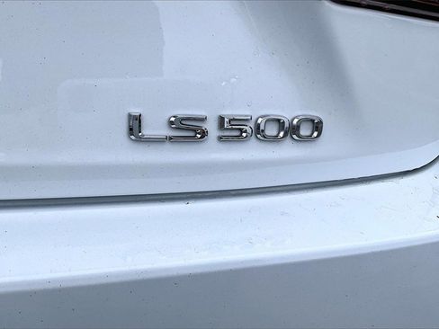 Used 2023 Lexus LS 500 F Sport w/ Cold Weather Package (CK) image 8