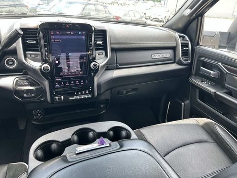 Used 2026 RAM 2500 Laramie AWD/4WD image 23