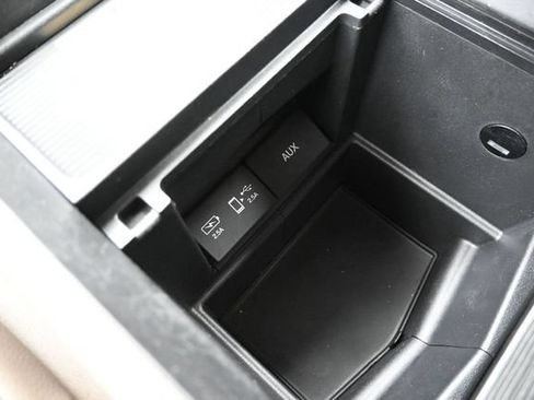 Used 2019 Honda Odyssey Elite image 17
