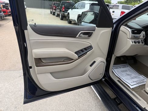 Used 2018 GMC Yukon Denali w/ Open Road Package AWD/4WD image 8