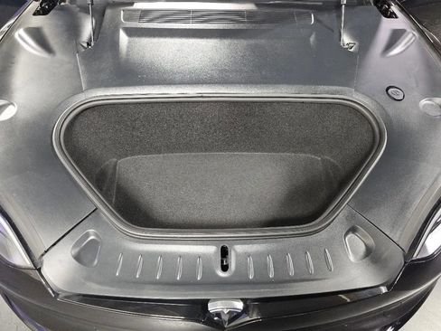 Used 2022 Tesla Model S Plaid image 19